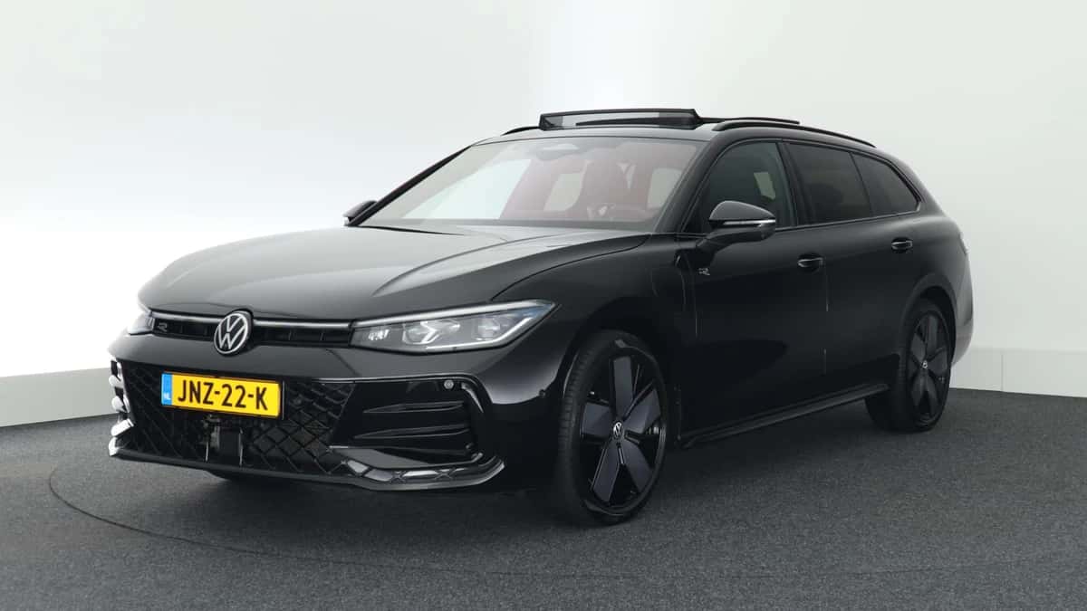 Volkswagen Passat — foto 1