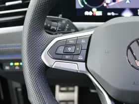 Volkswagen Passat (2025) thumbnail 21