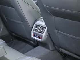 Volkswagen Passat thumbnail 55