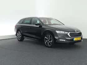 Škoda Octavia (2021) thumbnail 12