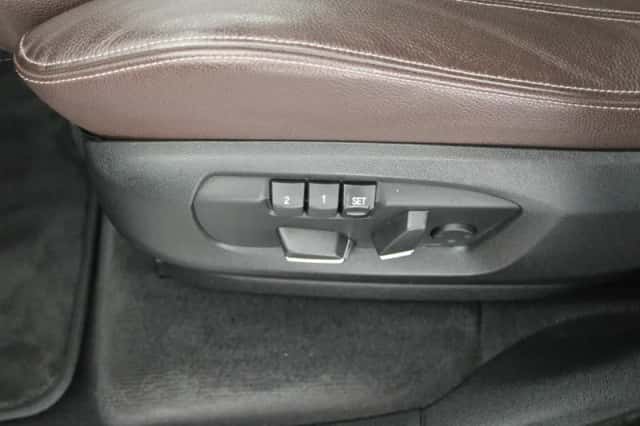 BMW X5 (2017) thumbnail 6