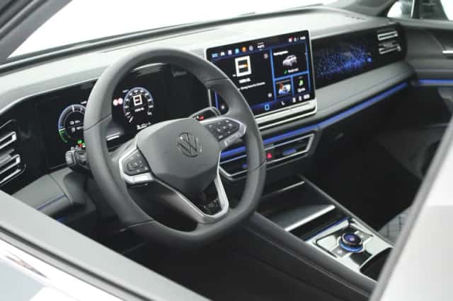 Volkswagen Tiguan (2026) thumbnail 3