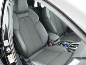 Audi A3 (2024) thumbnail 2