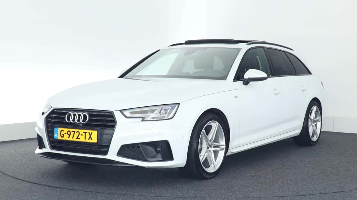 Audi A4 (2019) — foto 1