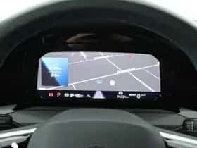 Volkswagen Golf (2023) thumbnail 45