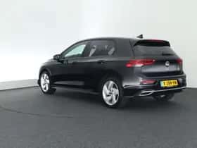 Volkswagen Golf (2023) thumbnail 6