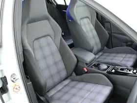 Volkswagen Golf (2026) thumbnail 2