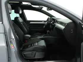 Volkswagen Passat (2022) thumbnail 12