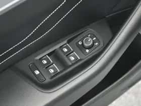 Volkswagen Passat (2022) thumbnail 14