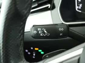 Volkswagen Passat (2022) thumbnail 16