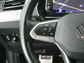 Volkswagen Passat (2022) thumbnail 17
