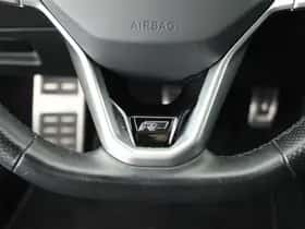 Volkswagen Passat (2022) thumbnail 19