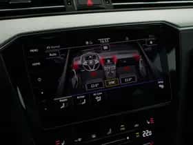 Volkswagen Passat (2022) thumbnail 32