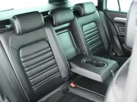 Volkswagen Passat (2022) thumbnail 38