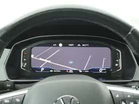 Volkswagen Passat (2022) thumbnail 43