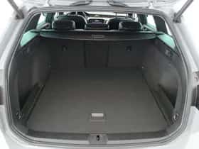 Volkswagen Passat (2022) thumbnail 50