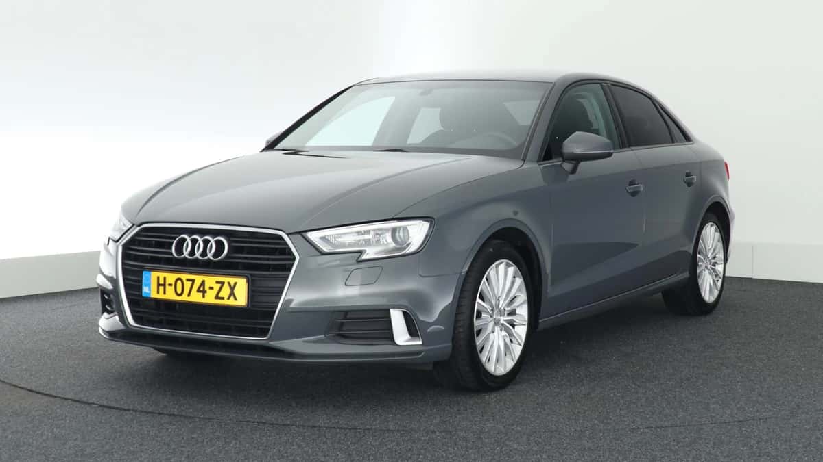 Audi A3 (2018) — foto 1