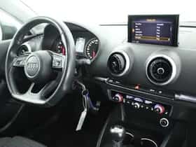 Audi A3 (2018) thumbnail 3