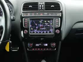 Volkswagen Polo (2016) thumbnail 11