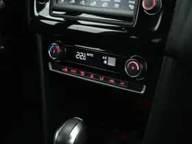 Volkswagen Polo (2016) thumbnail 30