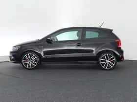 Volkswagen Polo (2016) thumbnail 4
