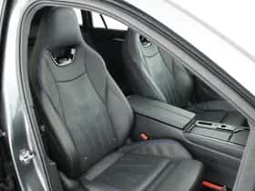 Volkswagen Passat (2024) thumbnail 2