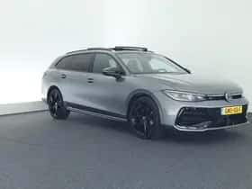 Volkswagen Passat (2024) thumbnail 16