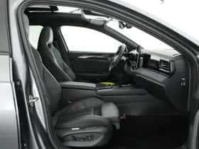 Volkswagen Passat thumbnail 18