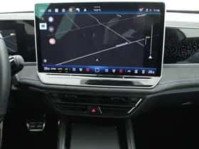 Volkswagen Passat (2024) thumbnail 19