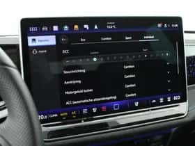 Volkswagen Passat (2024) thumbnail 35
