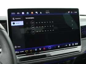 Volkswagen Passat (2024) thumbnail 42