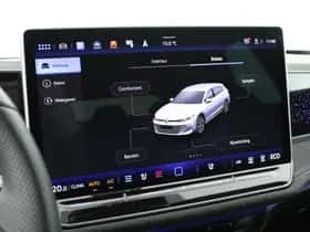 Volkswagen Passat (2024) thumbnail 44