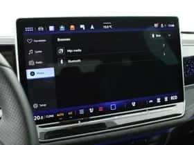 Volkswagen Passat thumbnail 48