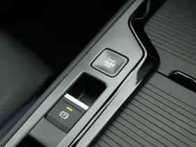 Volkswagen Passat thumbnail 51