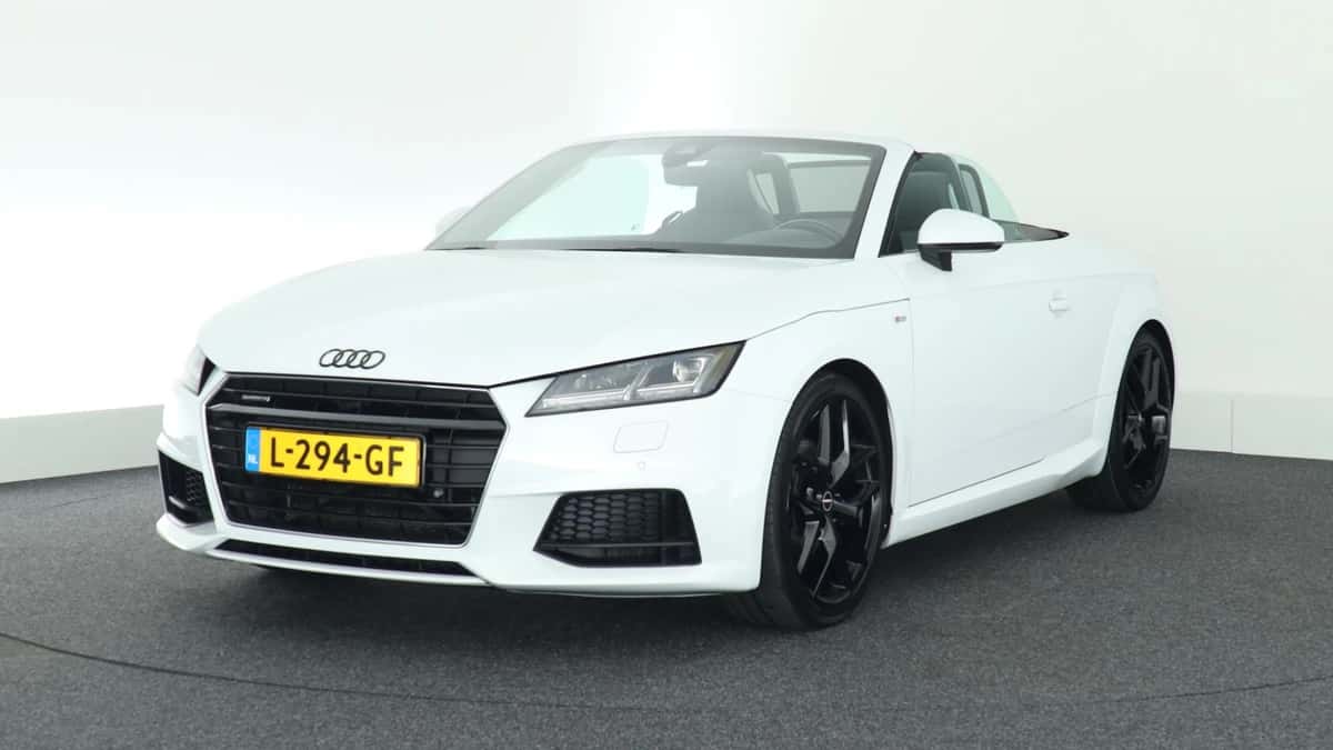 Audi TT (2017) — foto 1
