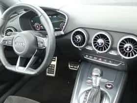 Audi TT (2017) thumbnail 3