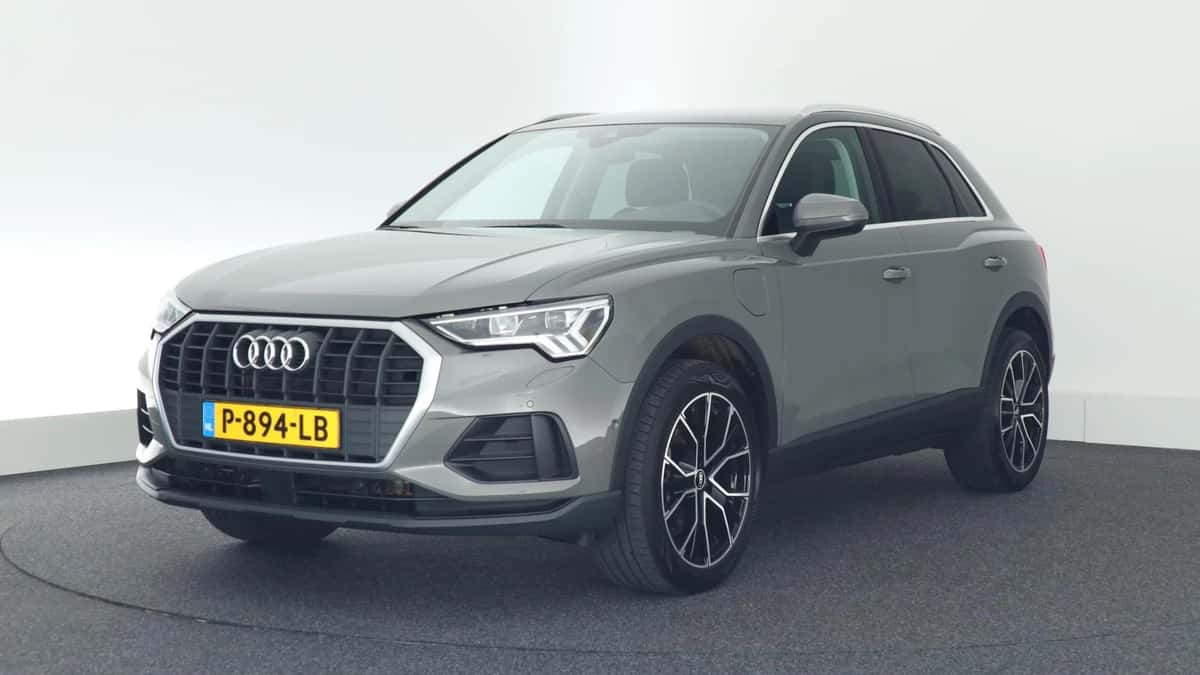 Audi Q3 (2021) — foto 1