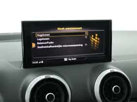 Audi Q2 (2022) thumbnail 22