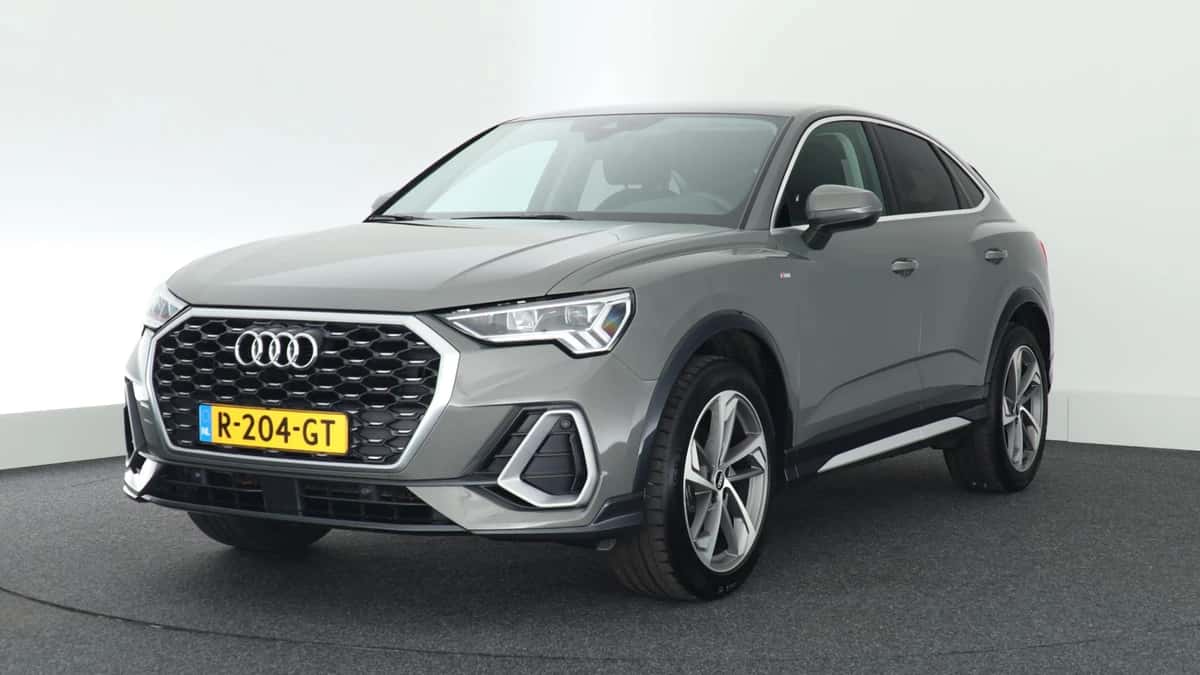 Audi Q3 (2021) — foto 1