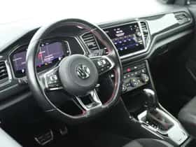 Volkswagen T-Roc (2020) thumbnail 3