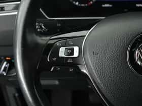 Volkswagen Tiguan (2018) thumbnail 15
