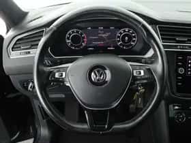 Volkswagen Tiguan (2018) thumbnail 16