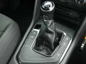 Volkswagen Tiguan (2018) thumbnail 33