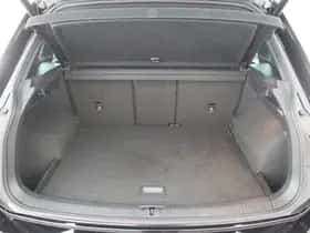 Volkswagen Tiguan (2018) thumbnail 43