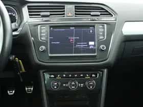 Volkswagen Tiguan (2017) thumbnail 12