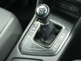 Volkswagen Tiguan (2017) thumbnail 32