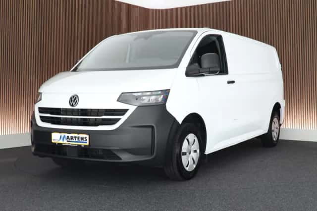 Volkswagen Transporter (2025) thumbnail 1