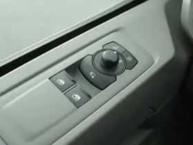 Volkswagen Transporter (2025) thumbnail 11