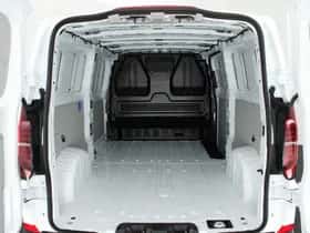 Volkswagen Transporter (2025) thumbnail 33