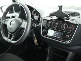 Volkswagen Up! (2019) thumbnail 3